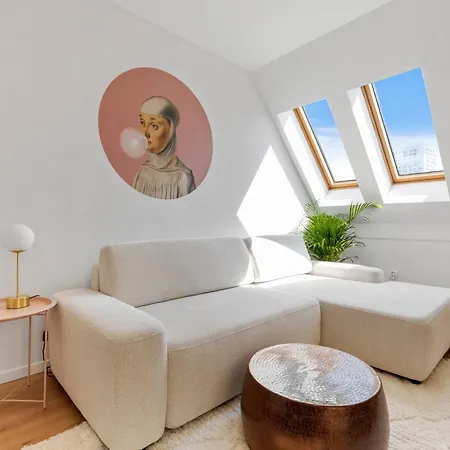 Lam Bubblegum - Terrace - Ac - Free Parking Apartment Bratislava
